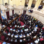 El Senado debate la reforma laboral y la ley Penal Juvenil: el Gobierno busca los últimos dos triunfos de las sesiones extraordinarias