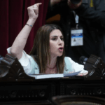 Denuncian penalmente a Javier Milei por restringir el ingreso de periodistas a Casa Rosada