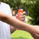 La ANMAT prohibió la comercialización de la replica de un reconocido repelente