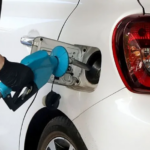 YPF: ya rige el ajuste del 1% en el precio de los combustibles, pero aplicará «buffer»