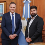 Adorni designó al nuevo secretario de Comunicación y Prensa: quién es Fabián Fernández