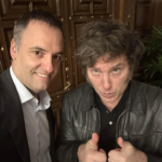 Javier Milei regresó de España y empieza a definir el futuro de Manuel Adorni