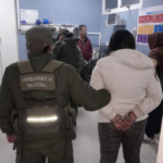 Salieron de Jujuy con 376 cápsulas de cocaína en el estómago y cayeron en Tucumán